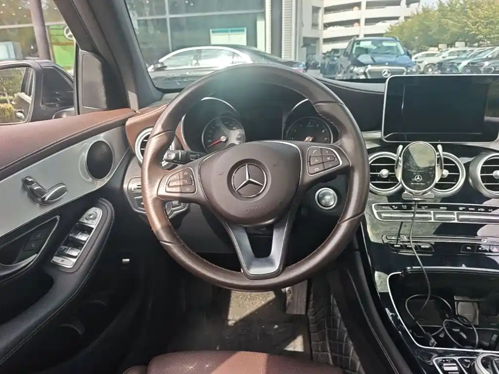 Mercedes-Benz GLC — миниатюра 15