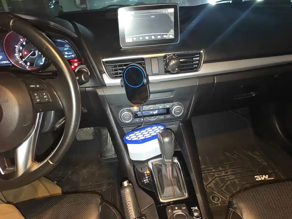 Mazda 3 Axela — миниатюра 10