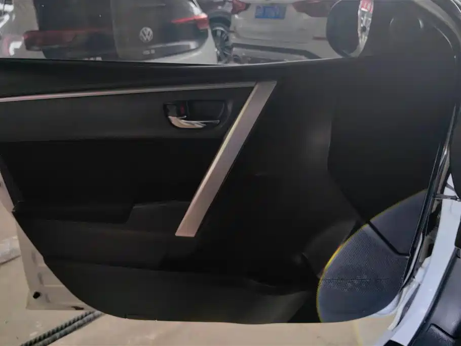 TOYOTA COROLLA DUAL ENGINE E+