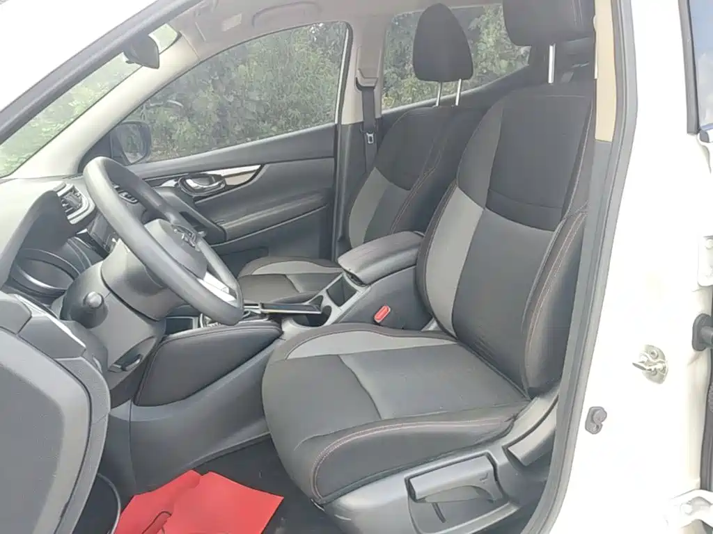 Nissan Qashqai — миниатюра 15