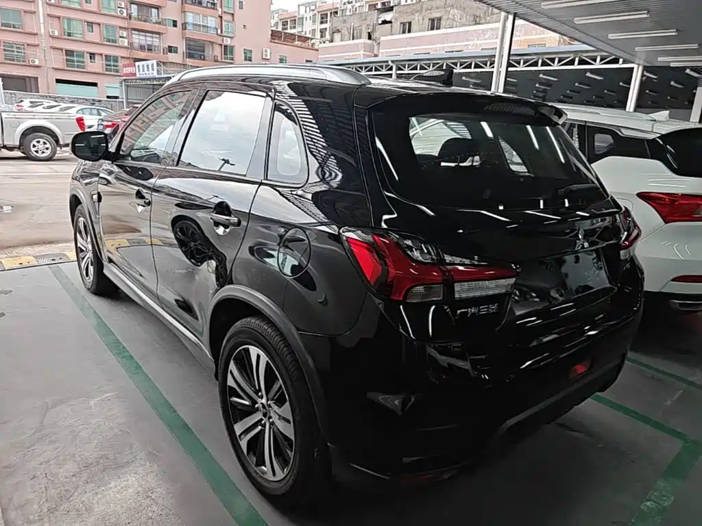 Mitsubishi ASX — миниатюра 5
