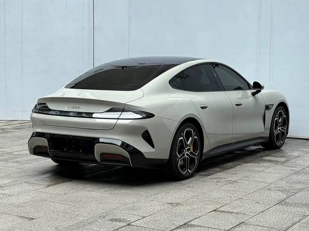 XIAOMI CAR XIAOMI SU7