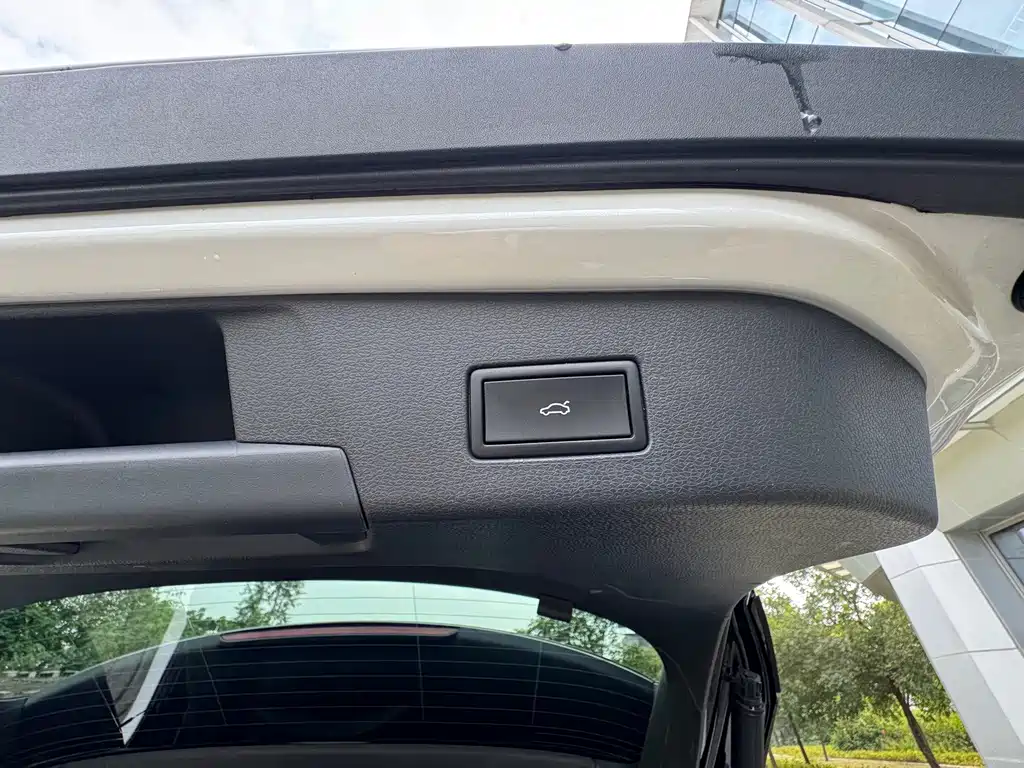 Volkswagen ID.4 Crozz — миниатюра 25