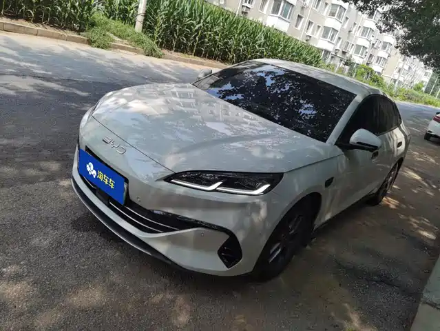 2025 BYD Seal