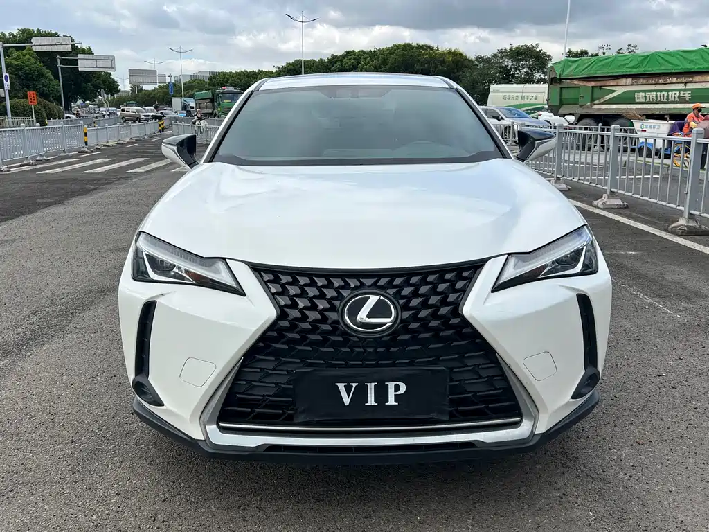 Lexus UX — миниатюра 2