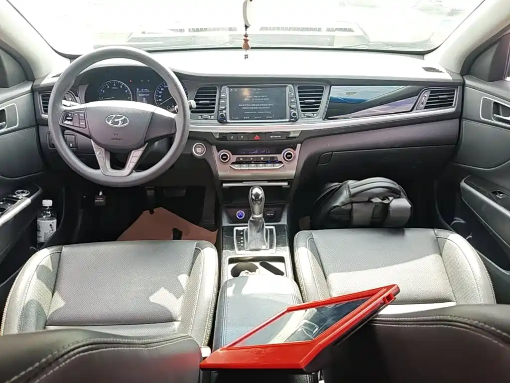 Hyundai Mistra — миниатюра 10