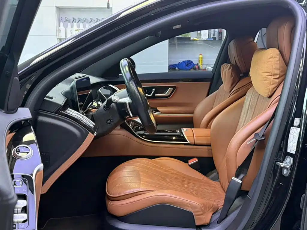 Mercedes-Benz S-Class — миниатюра 13