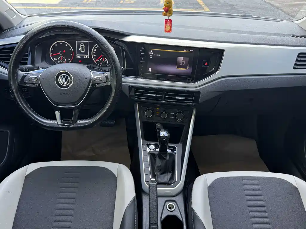 Volkswagen Polo — миниатюра 4