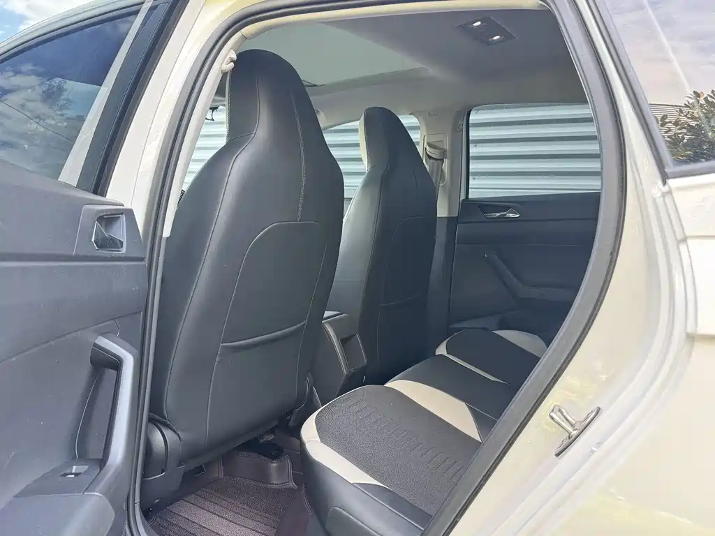 Volkswagen Polo — миниатюра 11