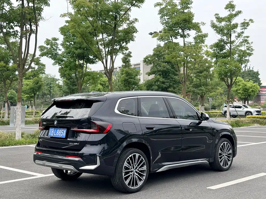 BMW X1 2023 xDrive25Li X