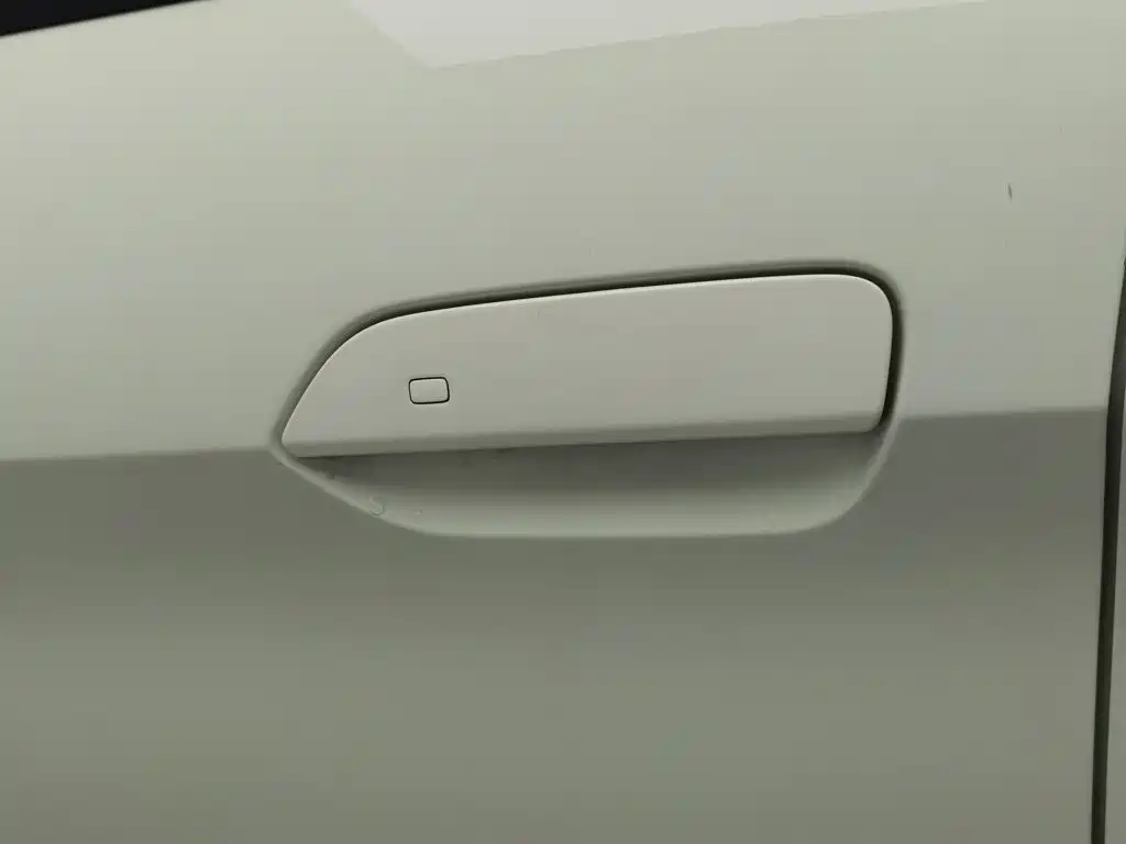 BYD Dolphin — миниатюра 18