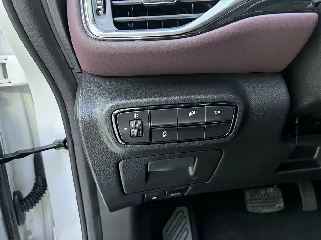 GAC M6 2021 PRO 270T DCT Premium