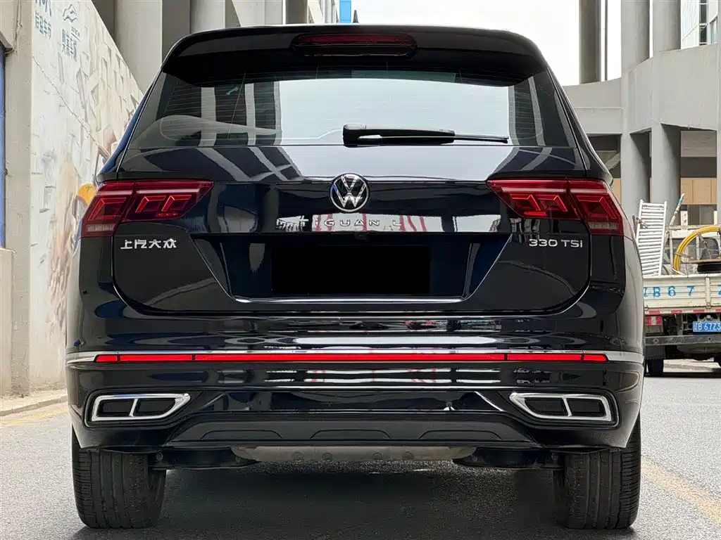 Volkswagen Tiguan L L 2024 330TSI AT R-Line