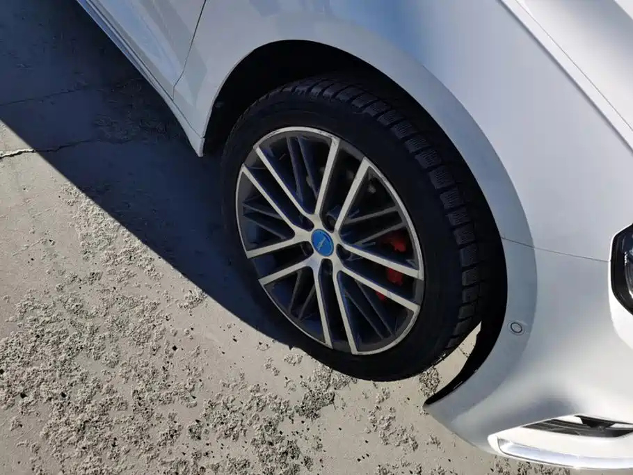 Geely Xingrui — миниатюра 6