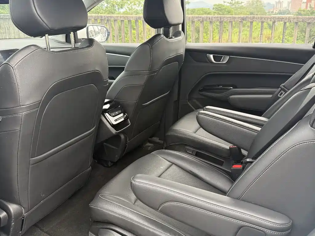 Wuling Victory — миниатюра 6
