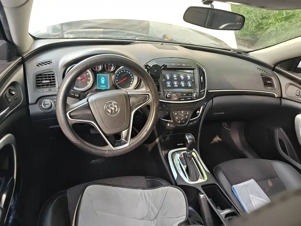 Buick Regal — миниатюра 5