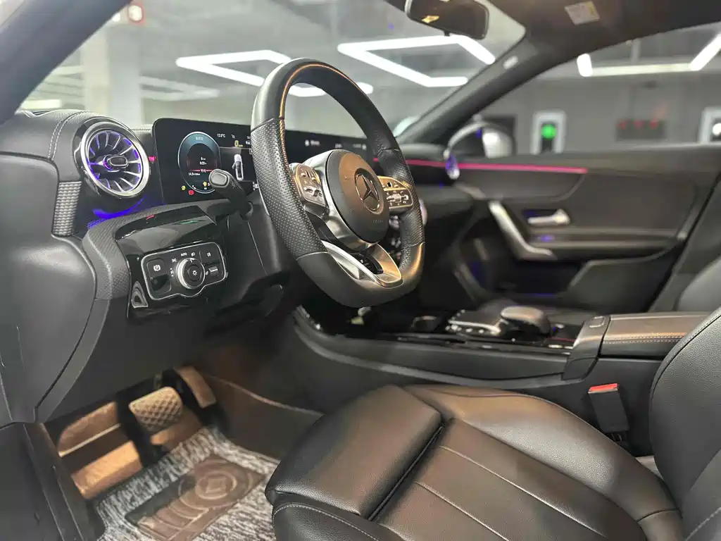 MERCEDES-BENZ A CLASS