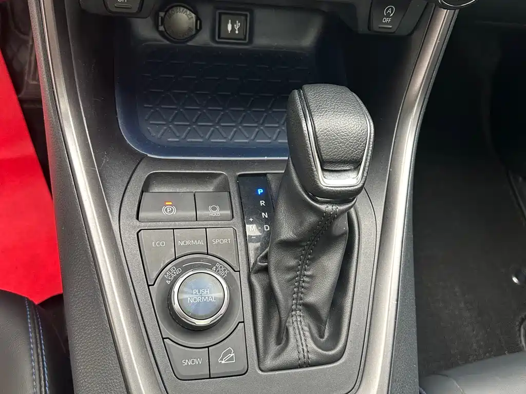 Toyota Wildlander 2.0L CVT 4WD Tech Edition, фото 14