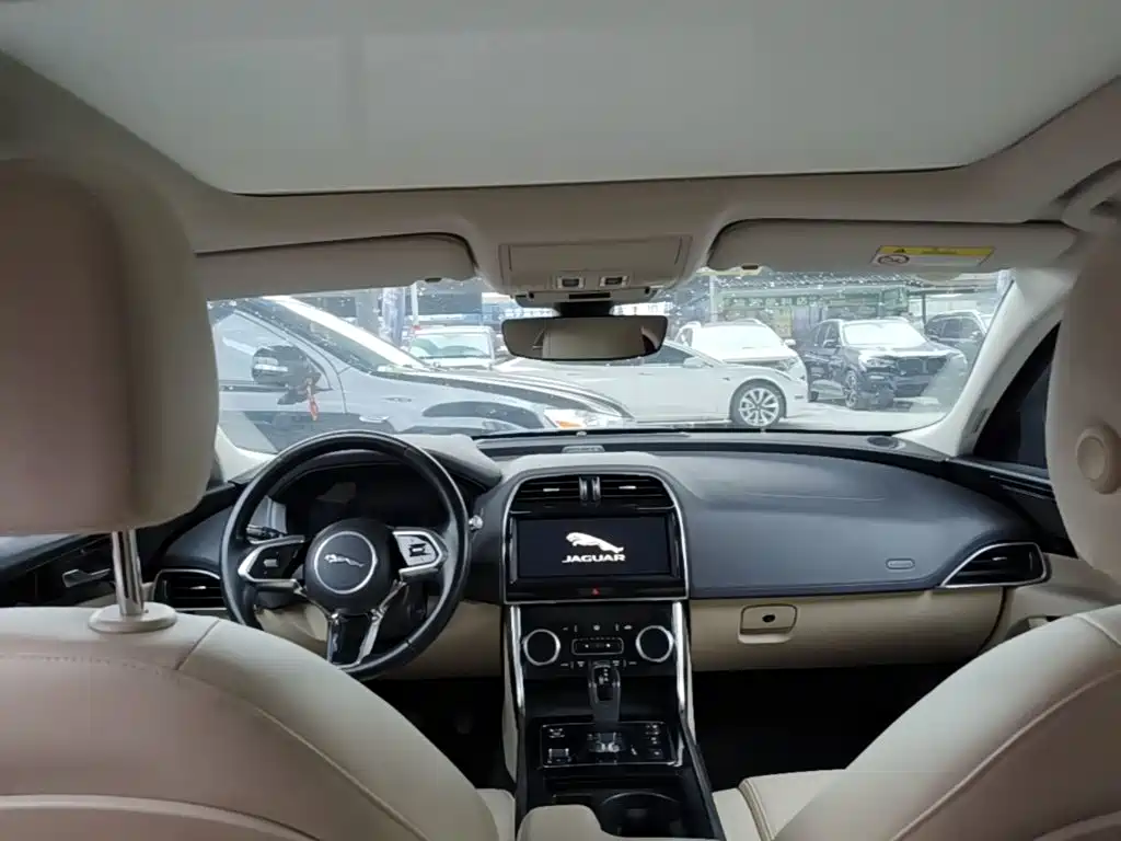 Jaguar XEL — миниатюра 18