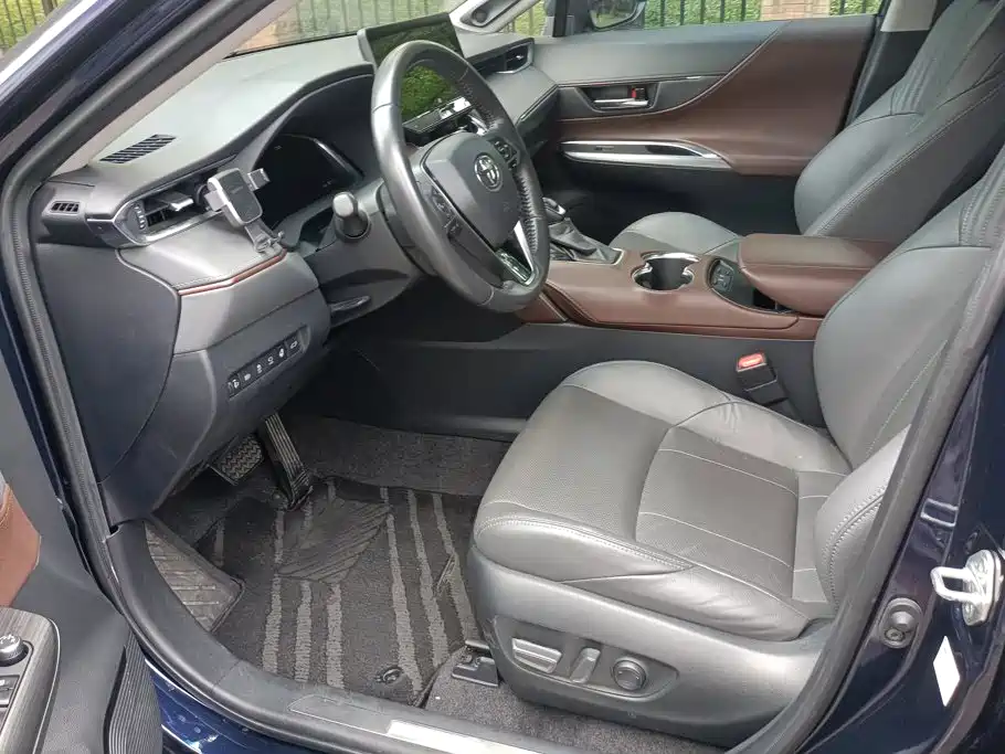 Toyota Harrier — миниатюра 9