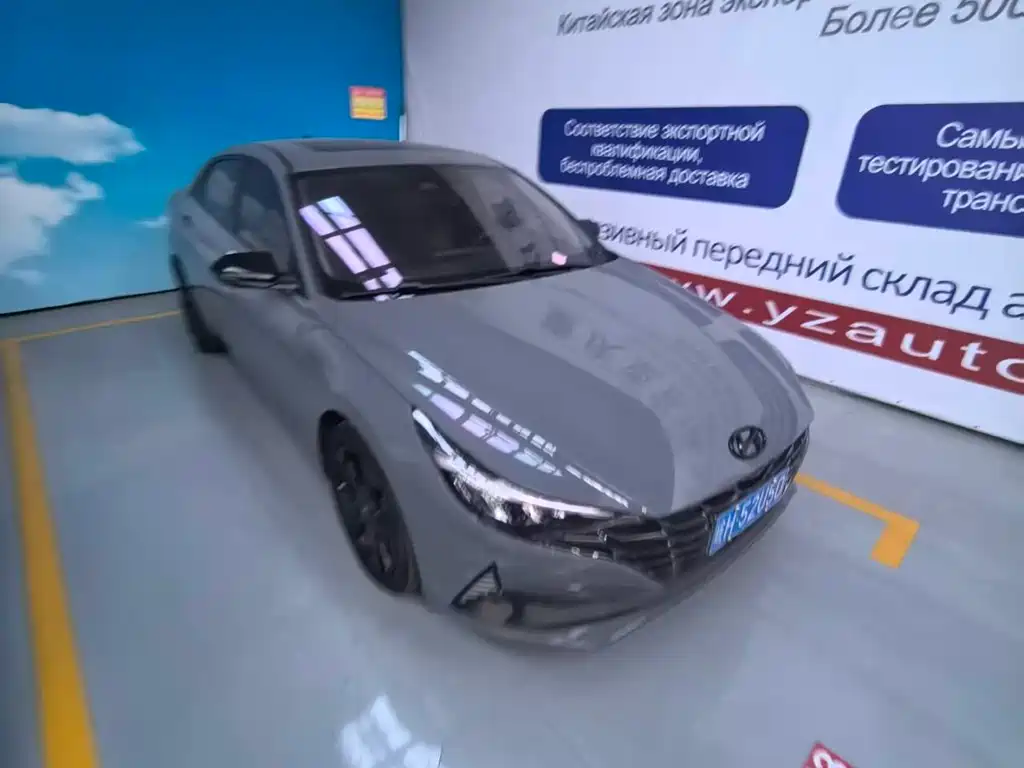 Hyundai Elantra 2023