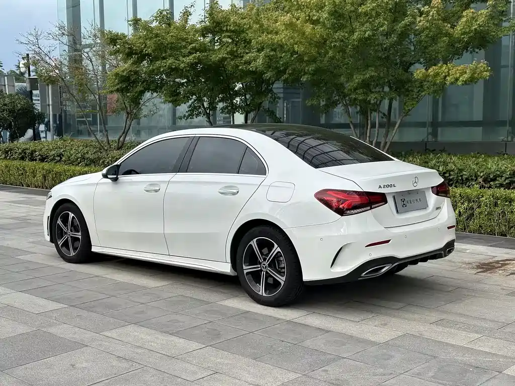Mercedes-Benz A-Class — миниатюра 3