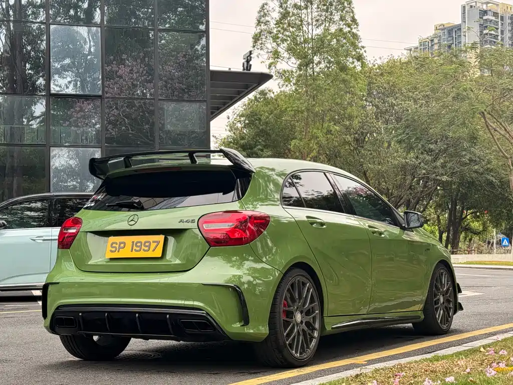 MERCEDES-BENZ A CLASS AMG