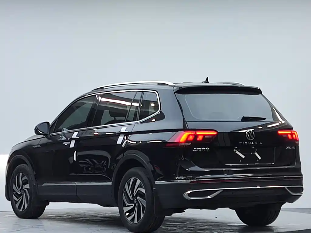 Volkswagen Tiguan L L 2023 280TSI AT