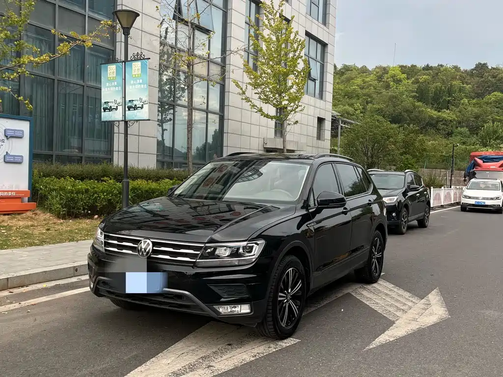 Volkswagen Tiguan L 2021