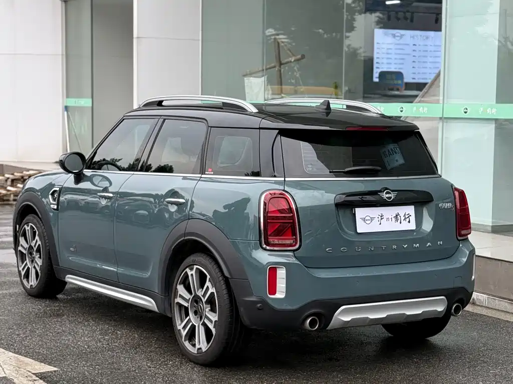 MINI  COUNTRYMAN