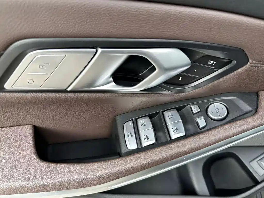 BMW 3 Series — миниатюра 20