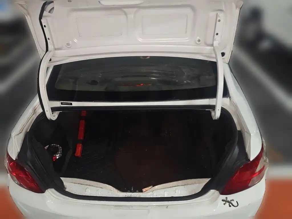 Peugeot 301 — миниатюра 10