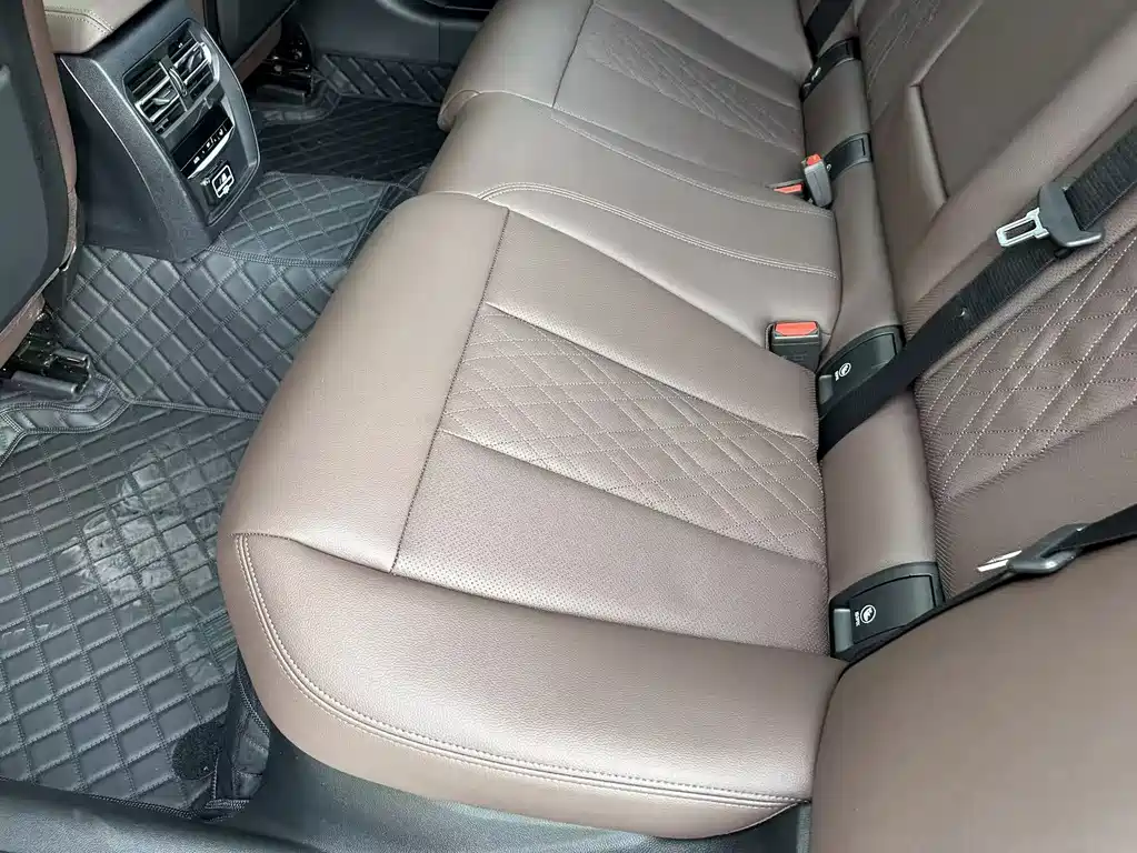BMW 3 Series — миниатюра 17