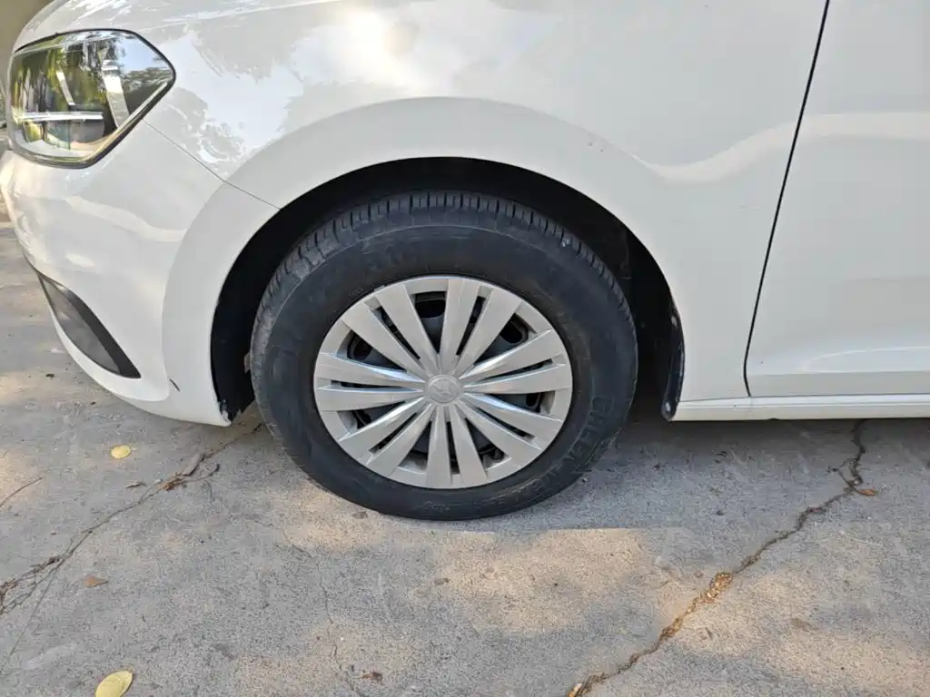 Volkswagen Santana — миниатюра 23