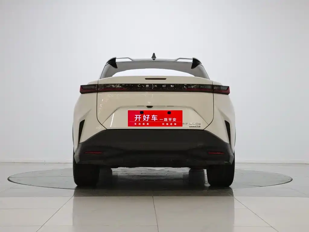 Lexus RZ — миниатюра 5