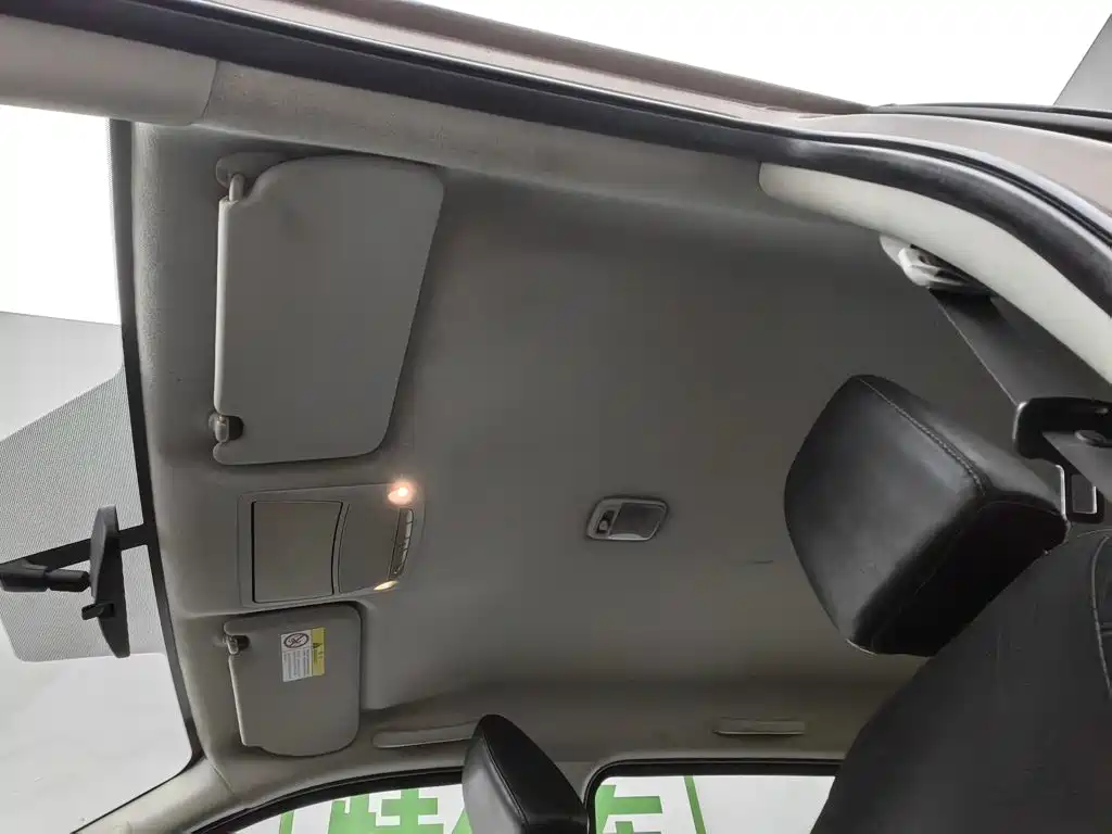 Nissan Navara — миниатюра 14