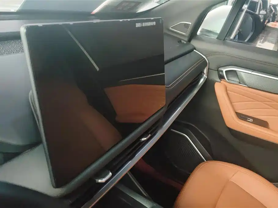 GEELY AUTOMOBILE BOYUE L