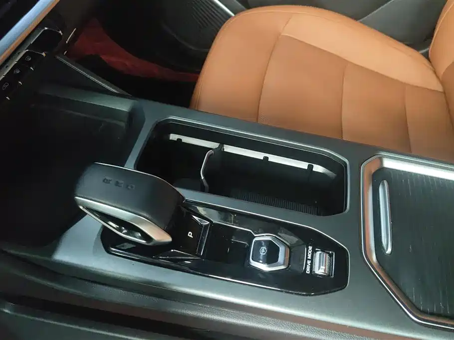 GEELY AUTOMOBILE BOYUE L