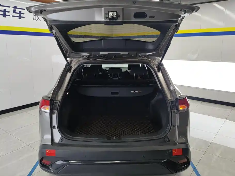 Toyota Frontlander 2023 2.0L CVT Elite