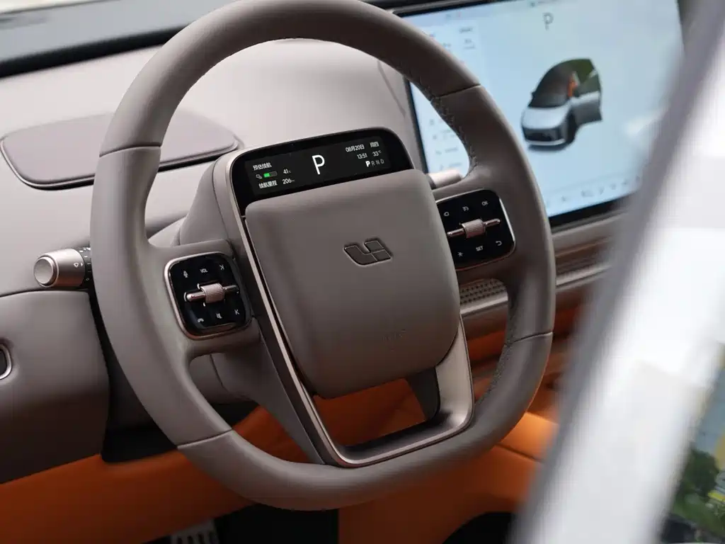 Li Auto Идеальный I8 — миниатюра 7