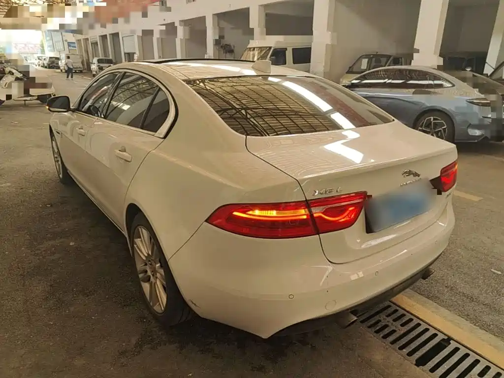Jaguar XEL — миниатюра 5