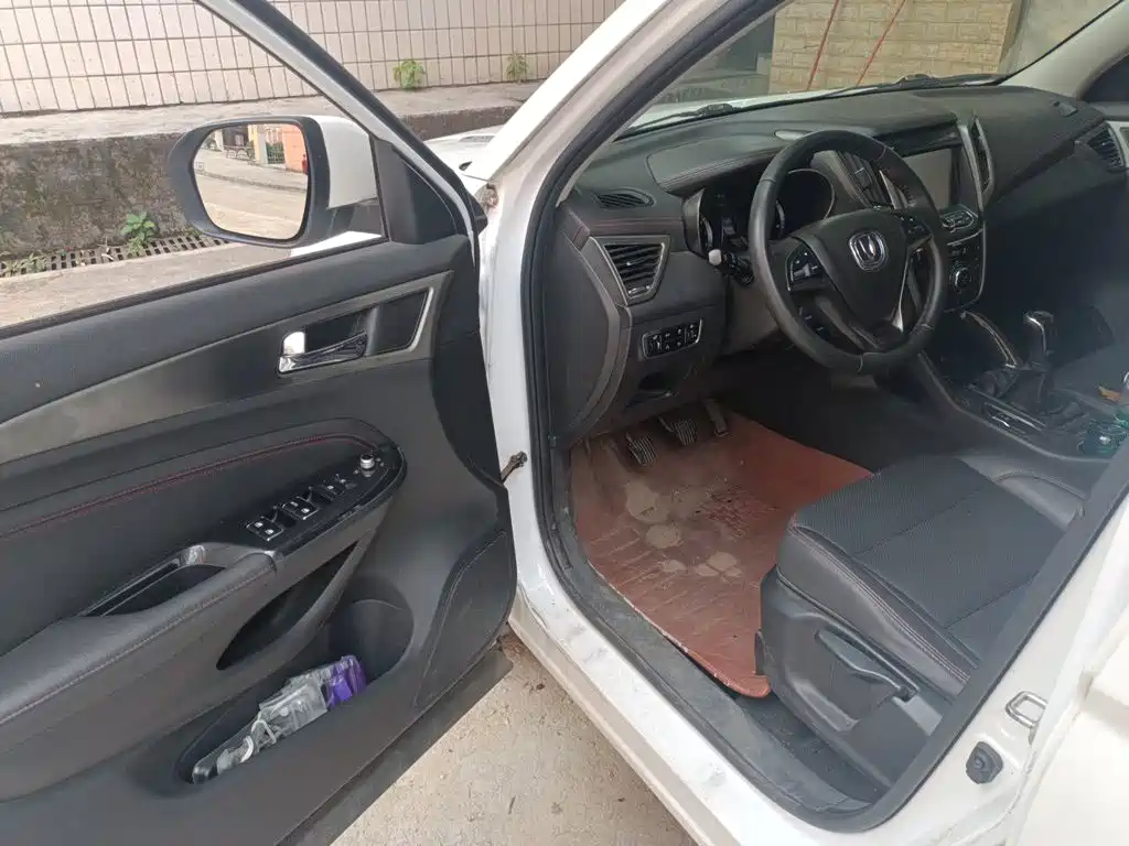 Changan CS75 — миниатюра 14