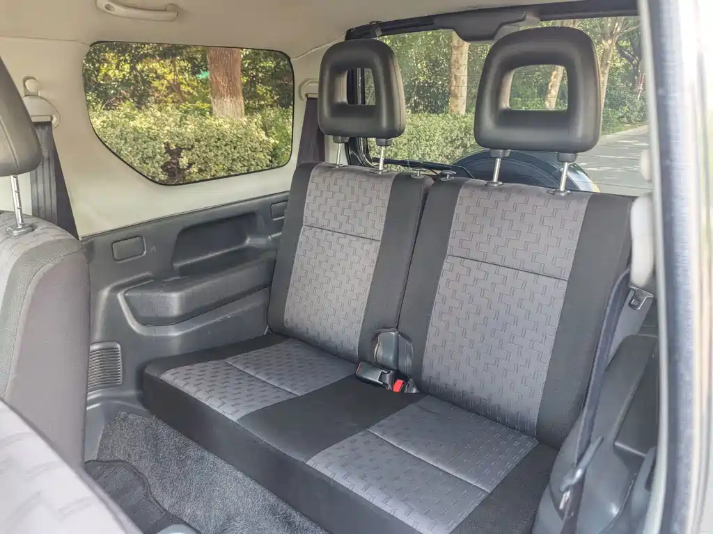 Suzuki Jimny — миниатюра 9