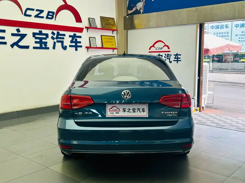 Volkswagen Sagitar — миниатюра 6