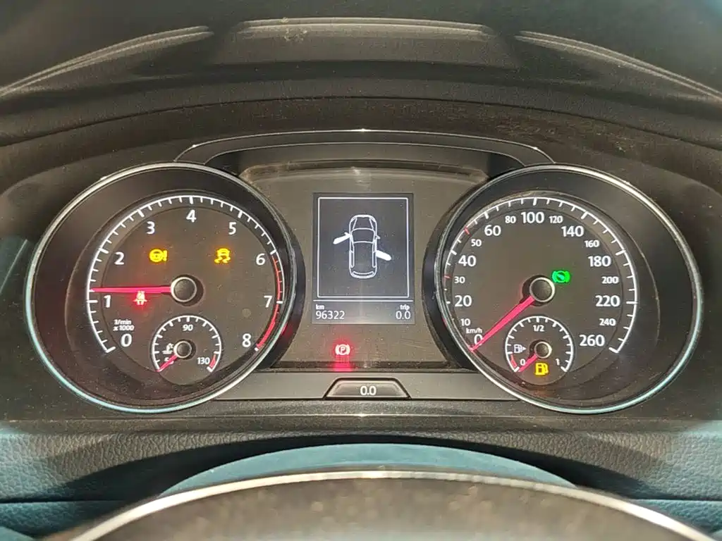 Volkswagen Golf — миниатюра 12