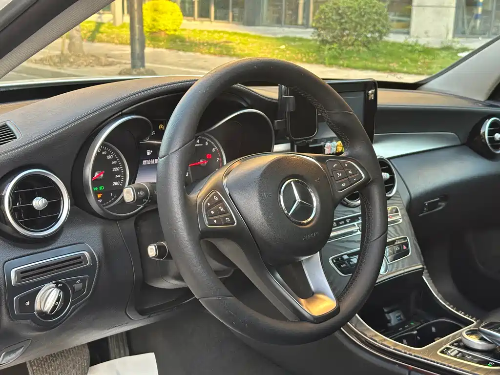 Mercedes-Benz C-Class C 2015 C 200 L Sport