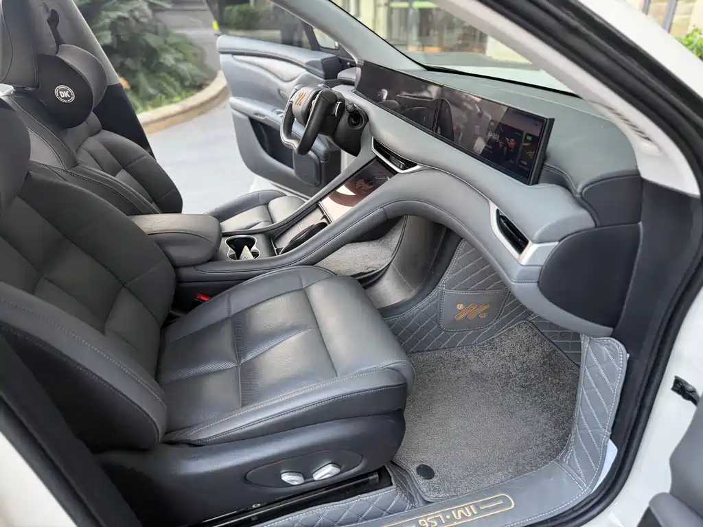 ZHIJI AUTOMOBILE ZHIJI LS6