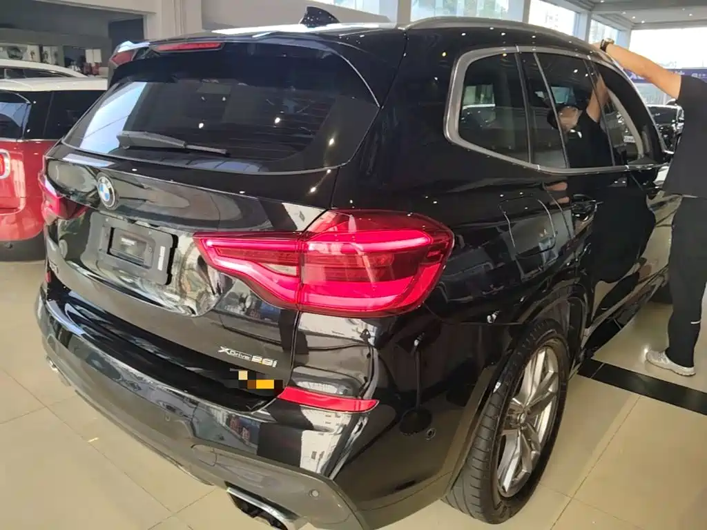 BMW X3 — миниатюра 7