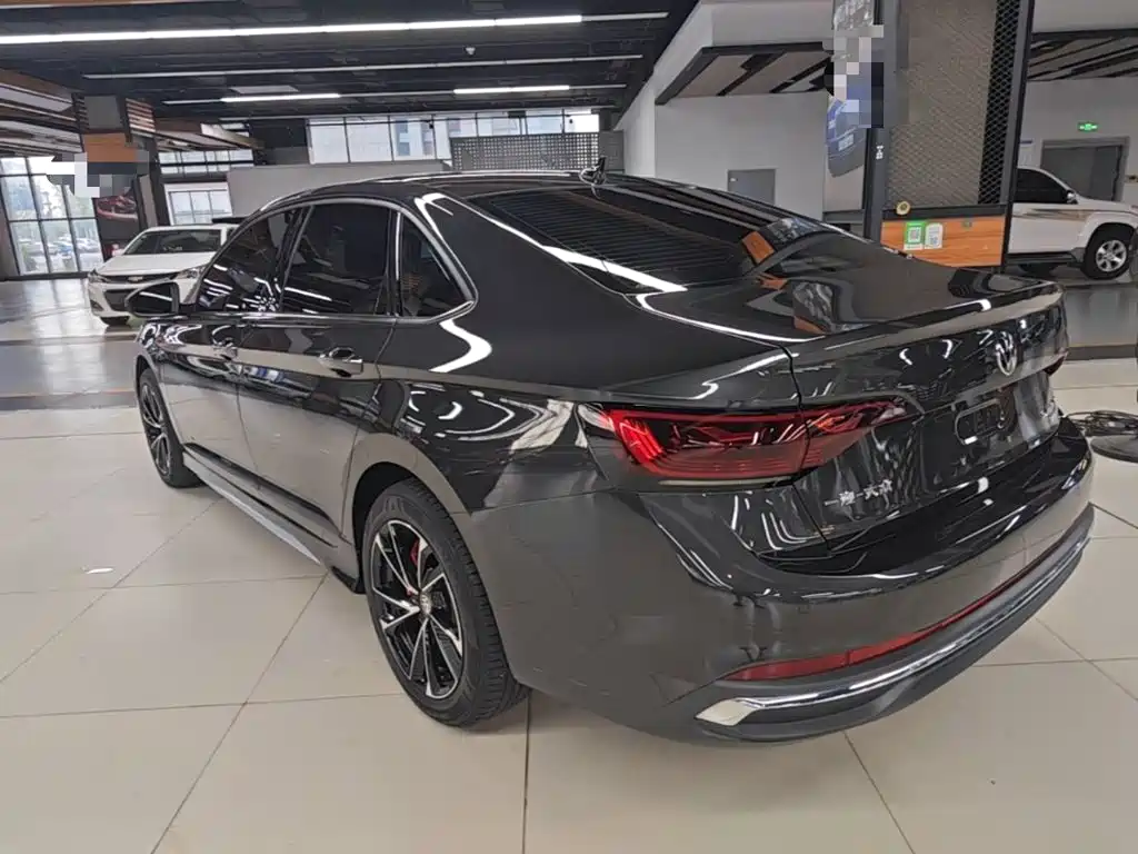 Volkswagen Sagitar — миниатюра 5