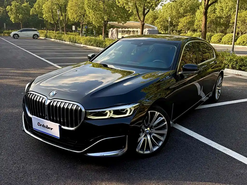 BMW 7 Series — миниатюра 3